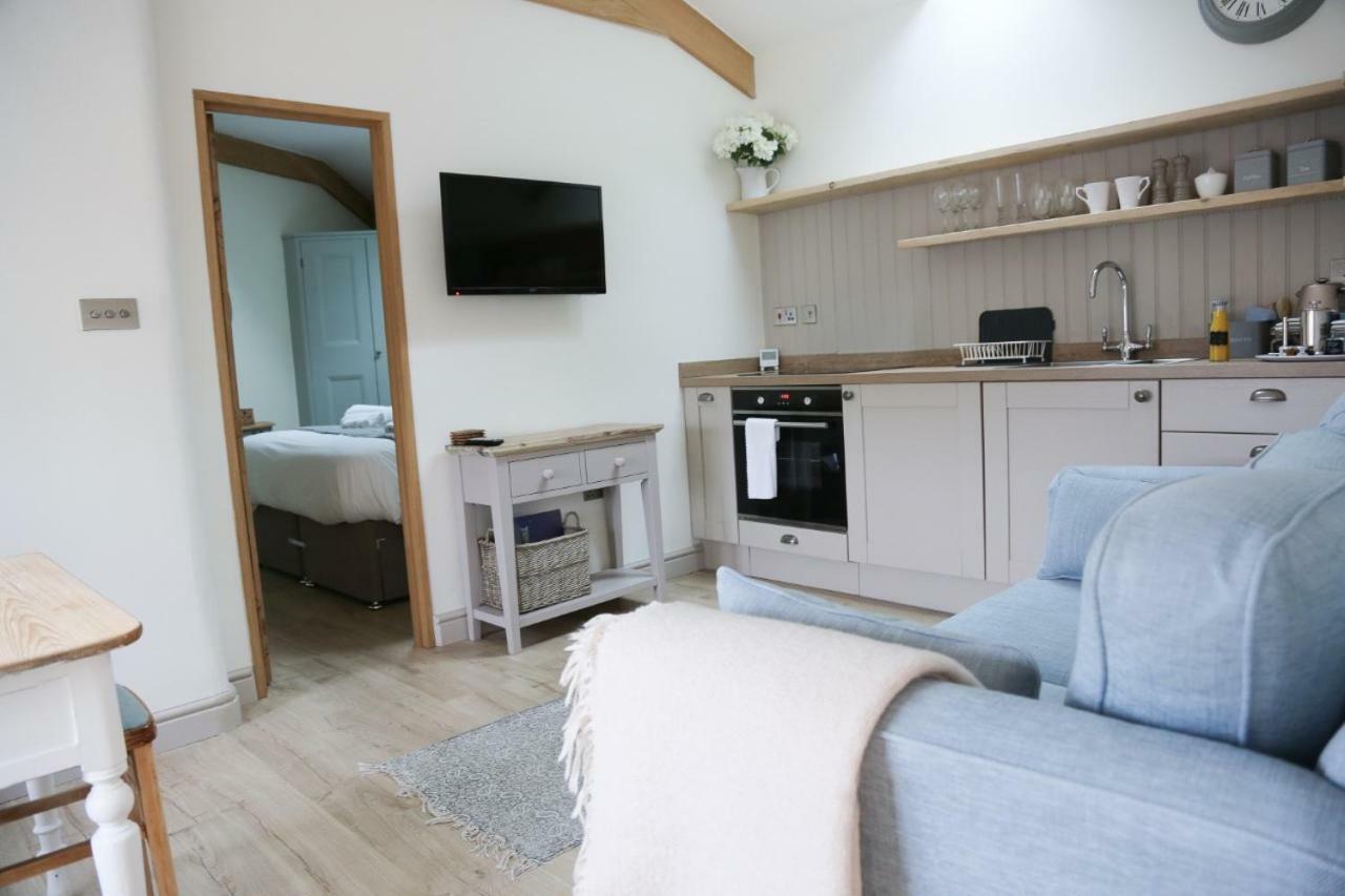 Barley - Cosy Stylish Apartment - Easy Access To Bath And Many Nearby Attractions Box  Екстериор снимка