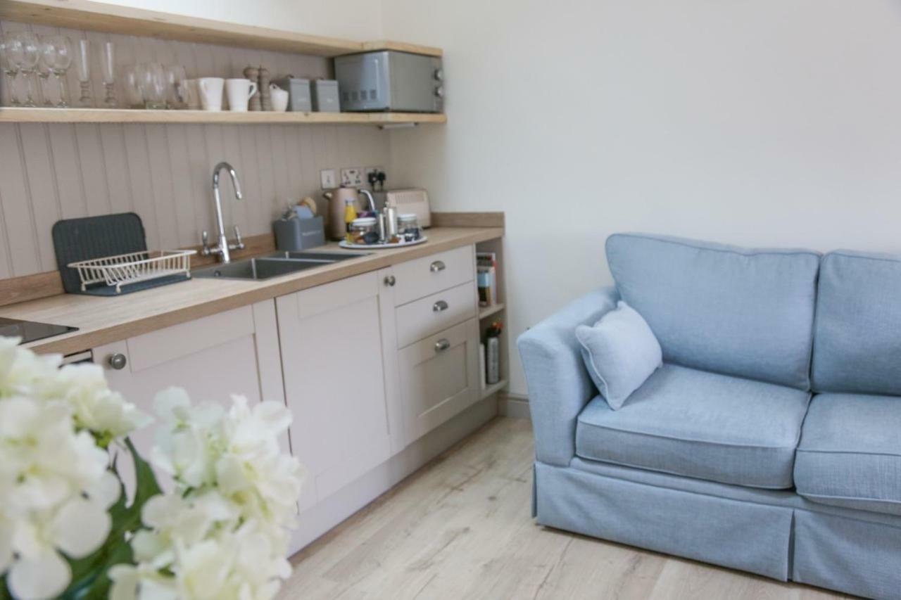 Barley - Cosy Stylish Apartment - Easy Access To Bath And Many Nearby Attractions Box  Екстериор снимка