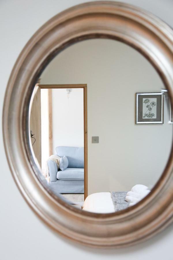 Barley - Cosy Stylish Apartment - Easy Access To Bath And Many Nearby Attractions Box  Екстериор снимка