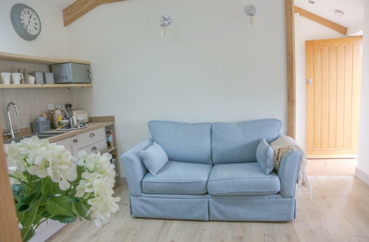Barley - Cosy Stylish Apartment - Easy Access To Bath And Many Nearby Attractions Box  Екстериор снимка